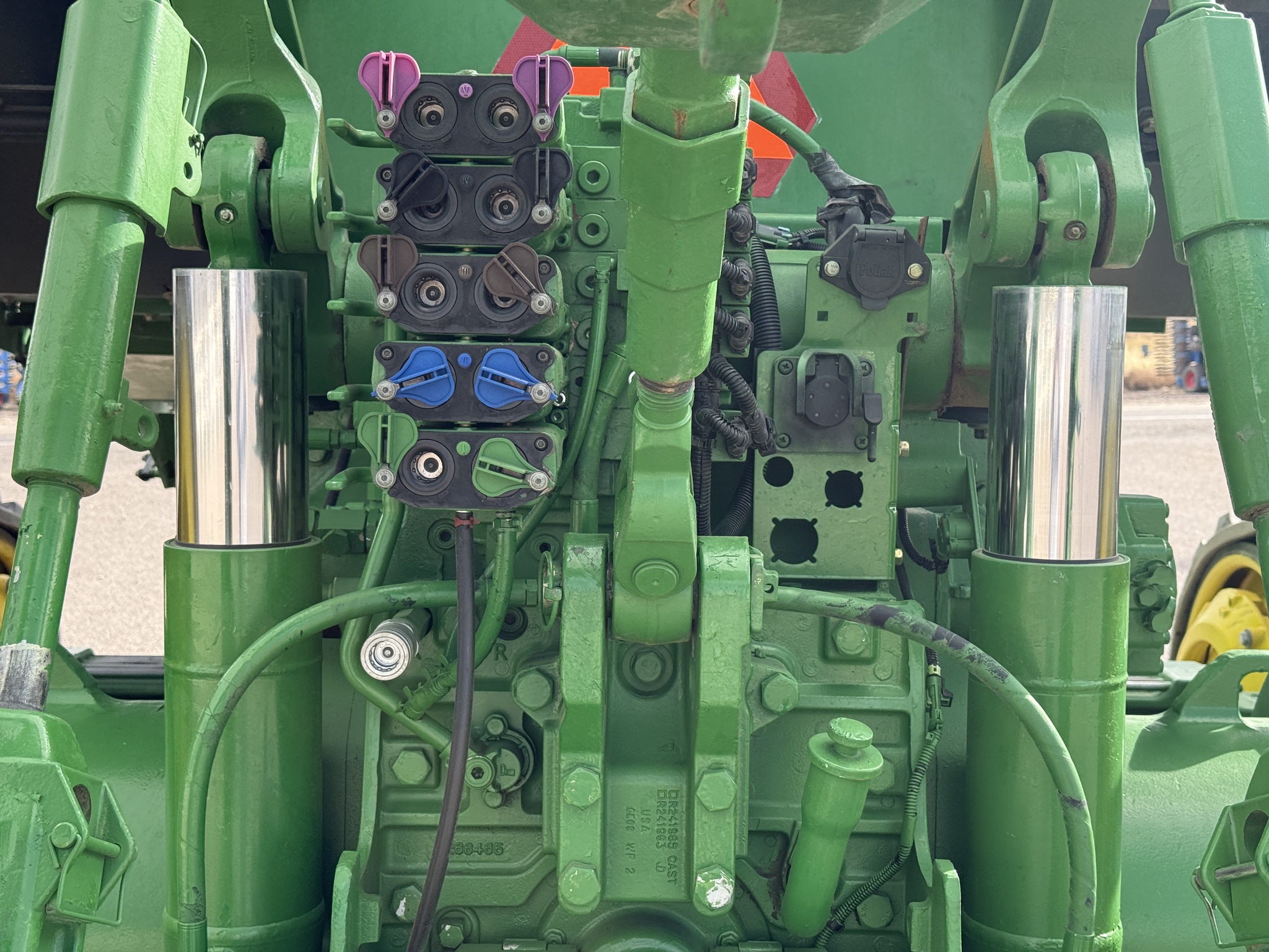 2010 John Deere 8345RT Image 30