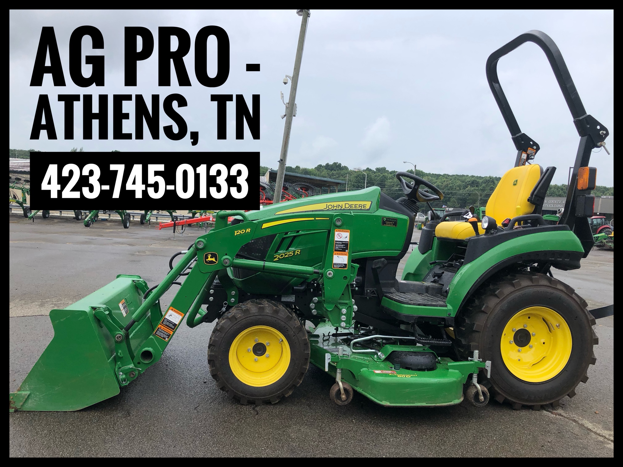 2021 John Deere 2025R Image 5