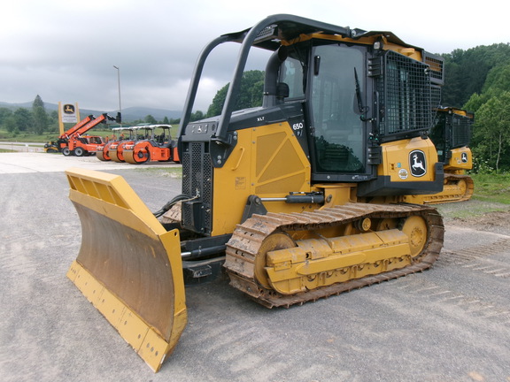 Photo of a 2023 John Deere 650 P