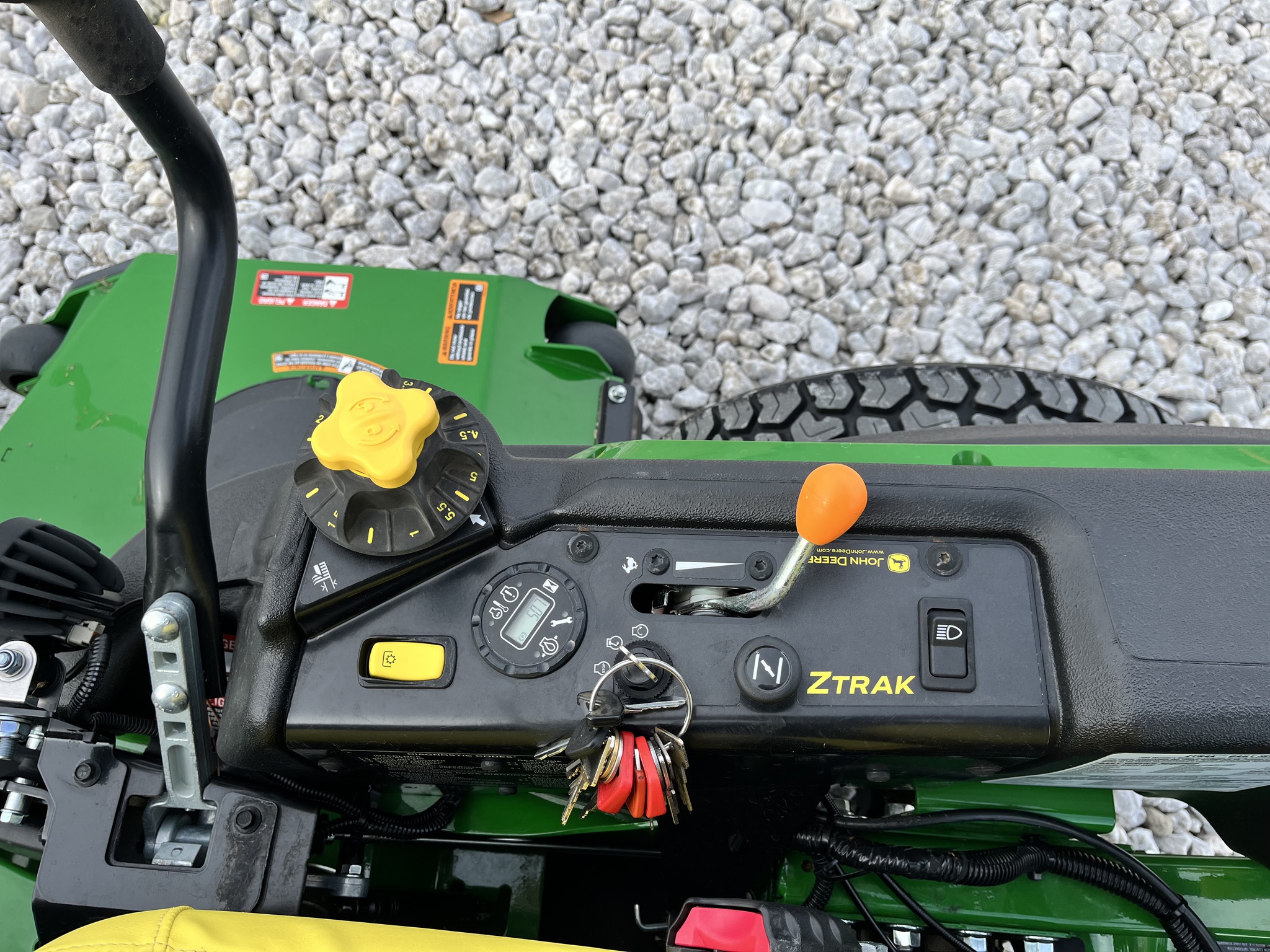 2021 John Deere Z950M ZeroTurn Mowers Enid