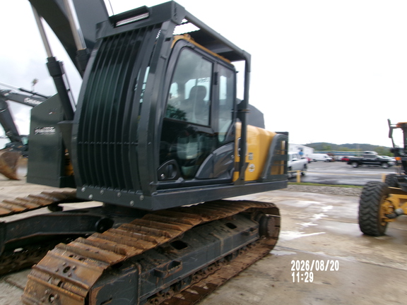 2024 John Deere 210 P