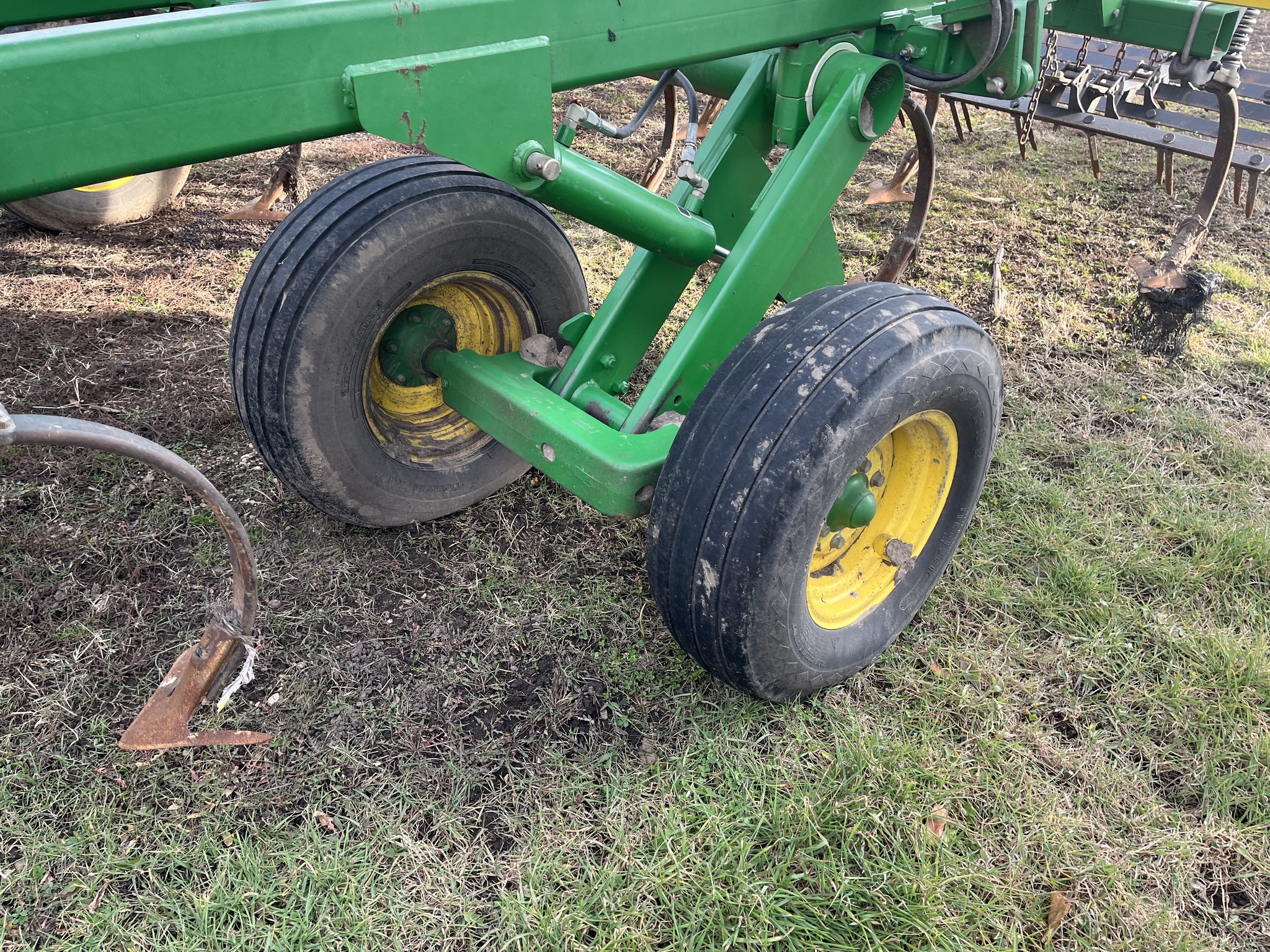  2007 John Deere 2310 at Heritage Tractor in Princeton, IL
