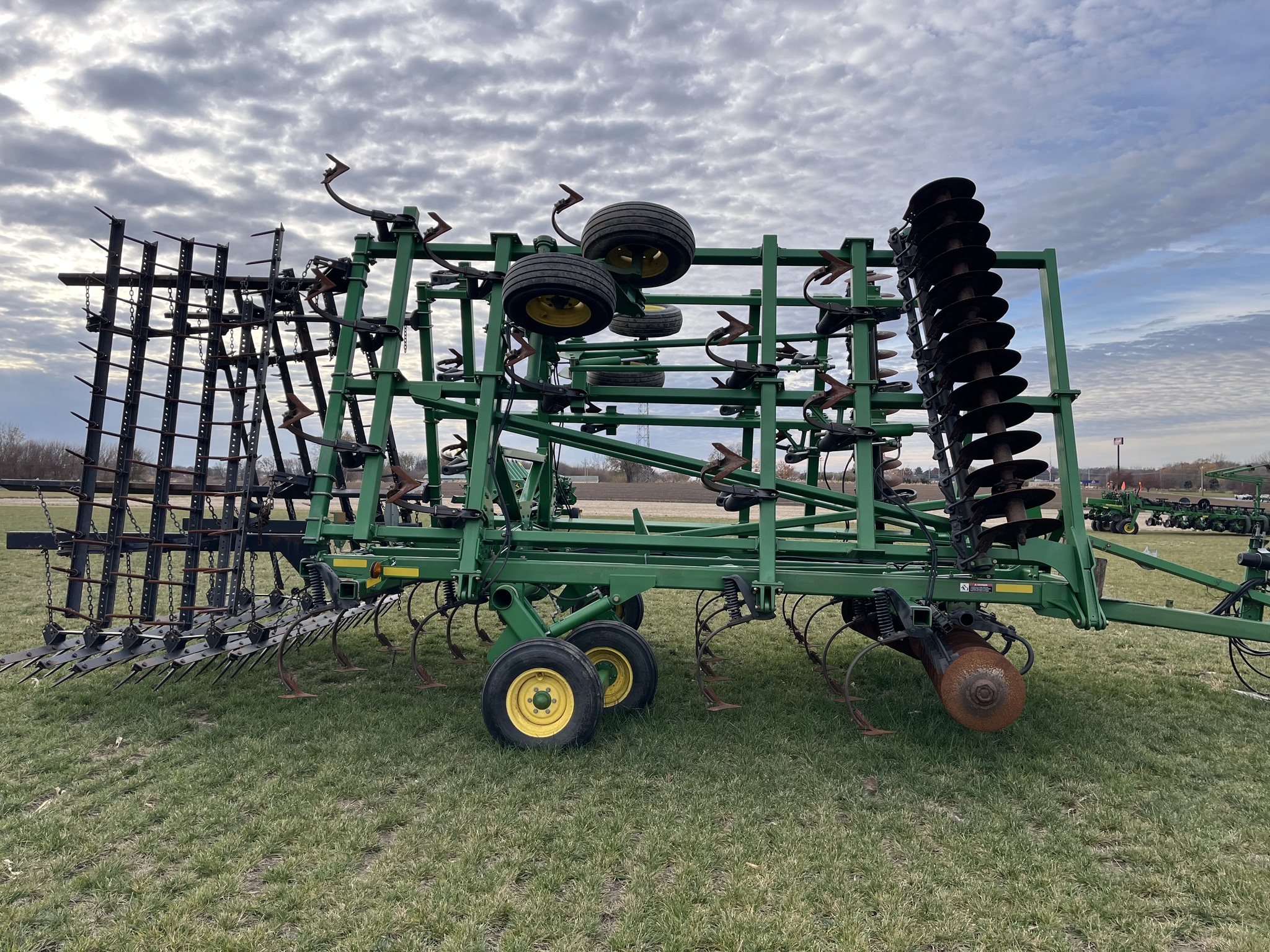  2007 John Deere 2310 at Heritage Tractor in Princeton, IL
