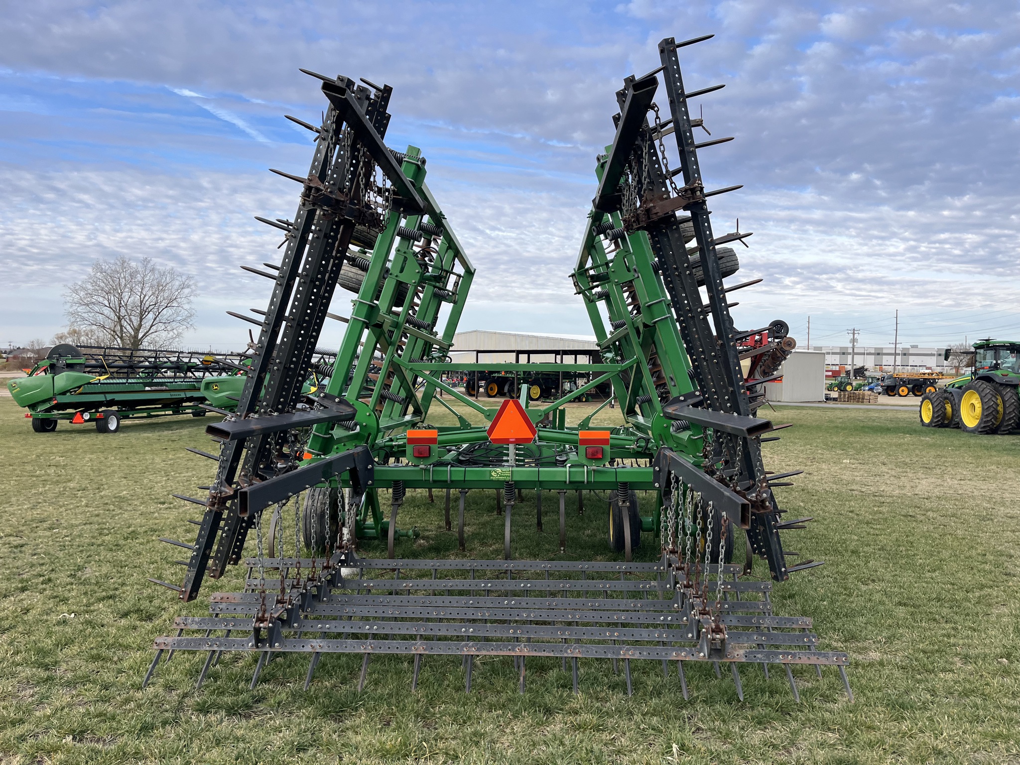  2007 John Deere 2310 at Heritage Tractor in Princeton, IL