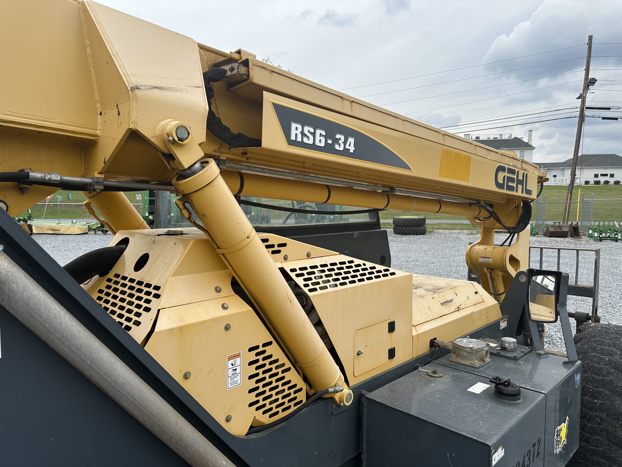 2016 Gehl RS6-34 Image 9