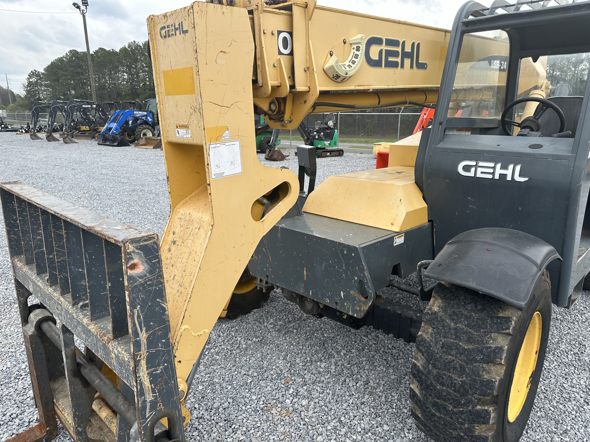 2016 Gehl RS6-34 Image 7