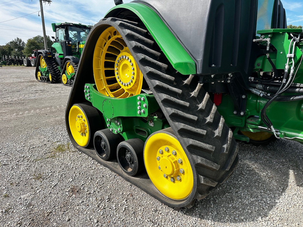  2023 John Deere 9RX 640 at Heritage Tractor in Pontiac, IL