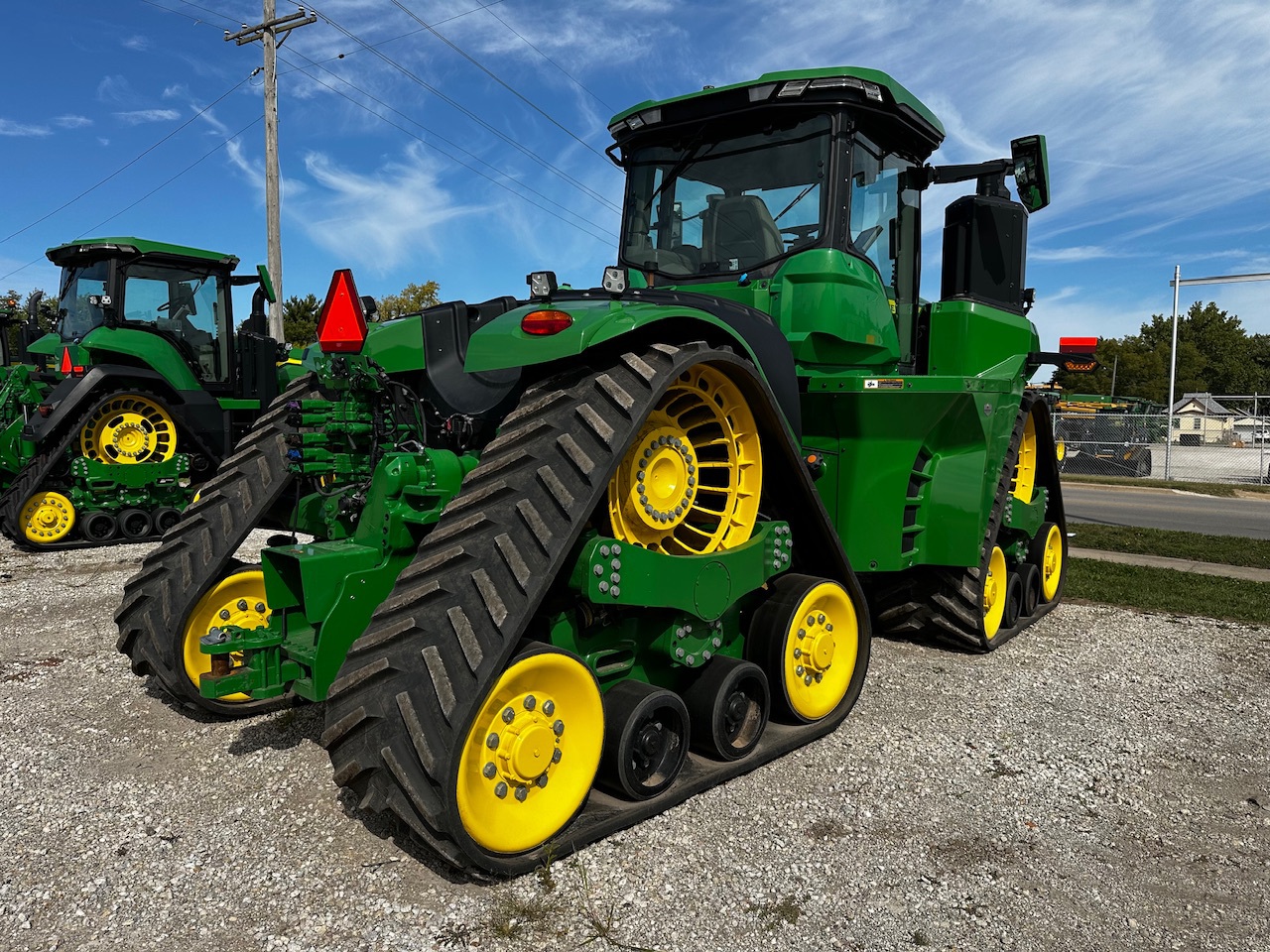  2023 John Deere 9RX 640 at Heritage Tractor in Pontiac, IL