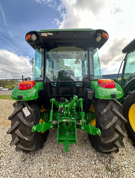 2024 John Deere 5075E Image 2