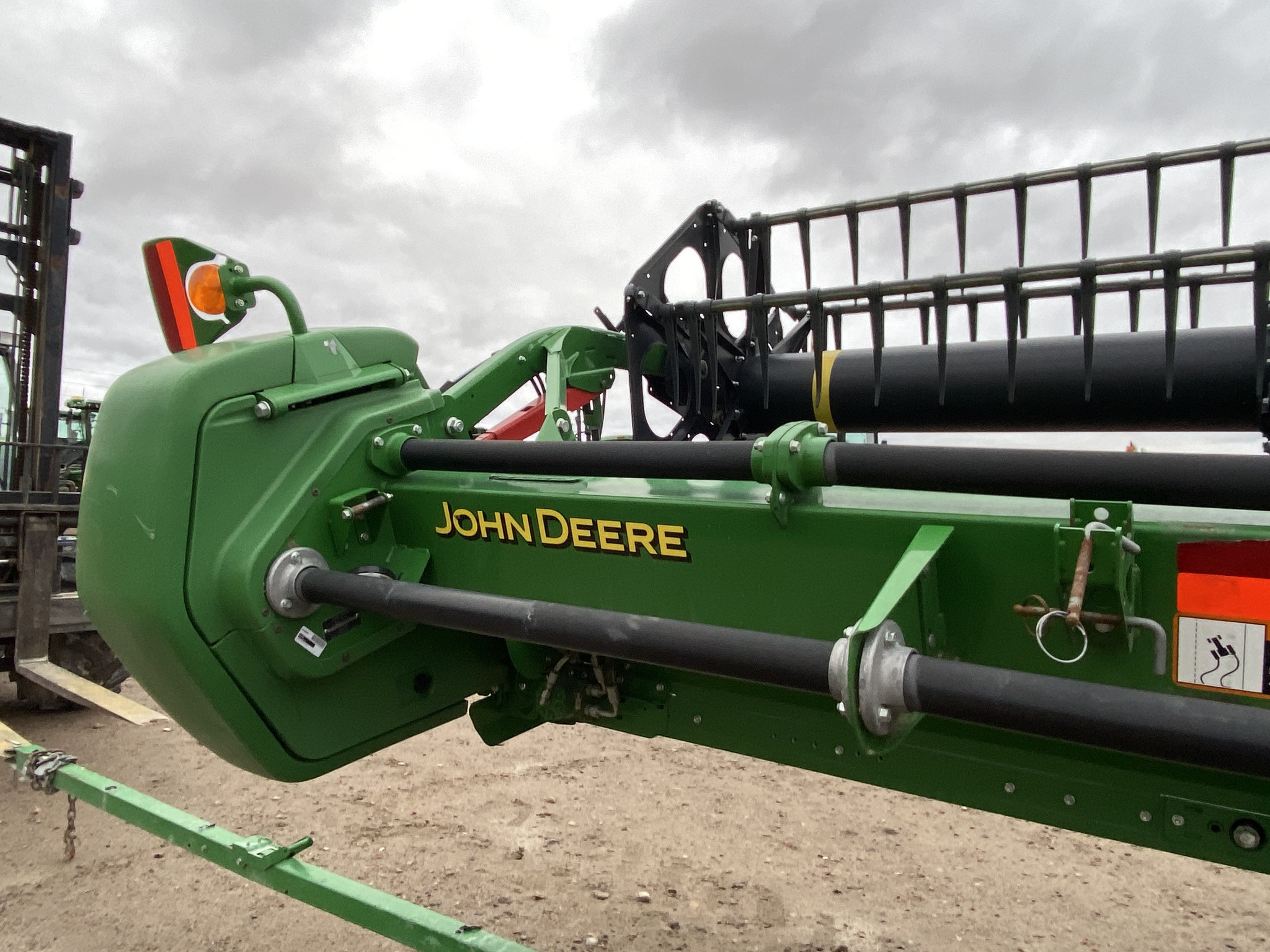 2021 John Deere 735D Image 14