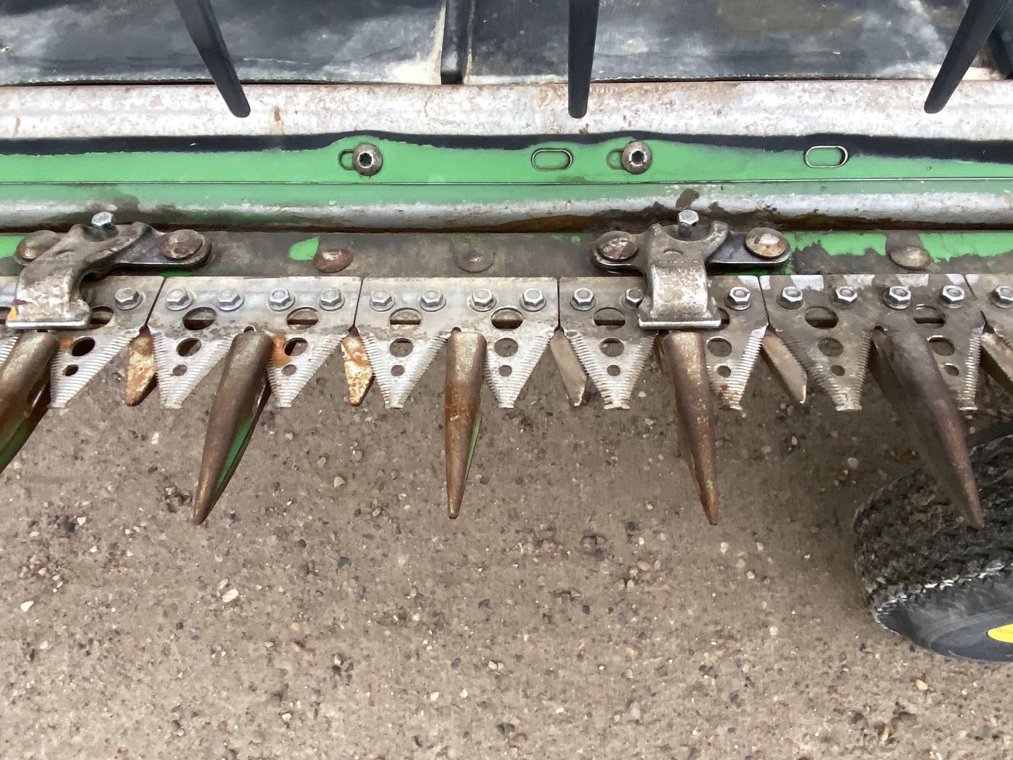 2021 John Deere 735D Image 16