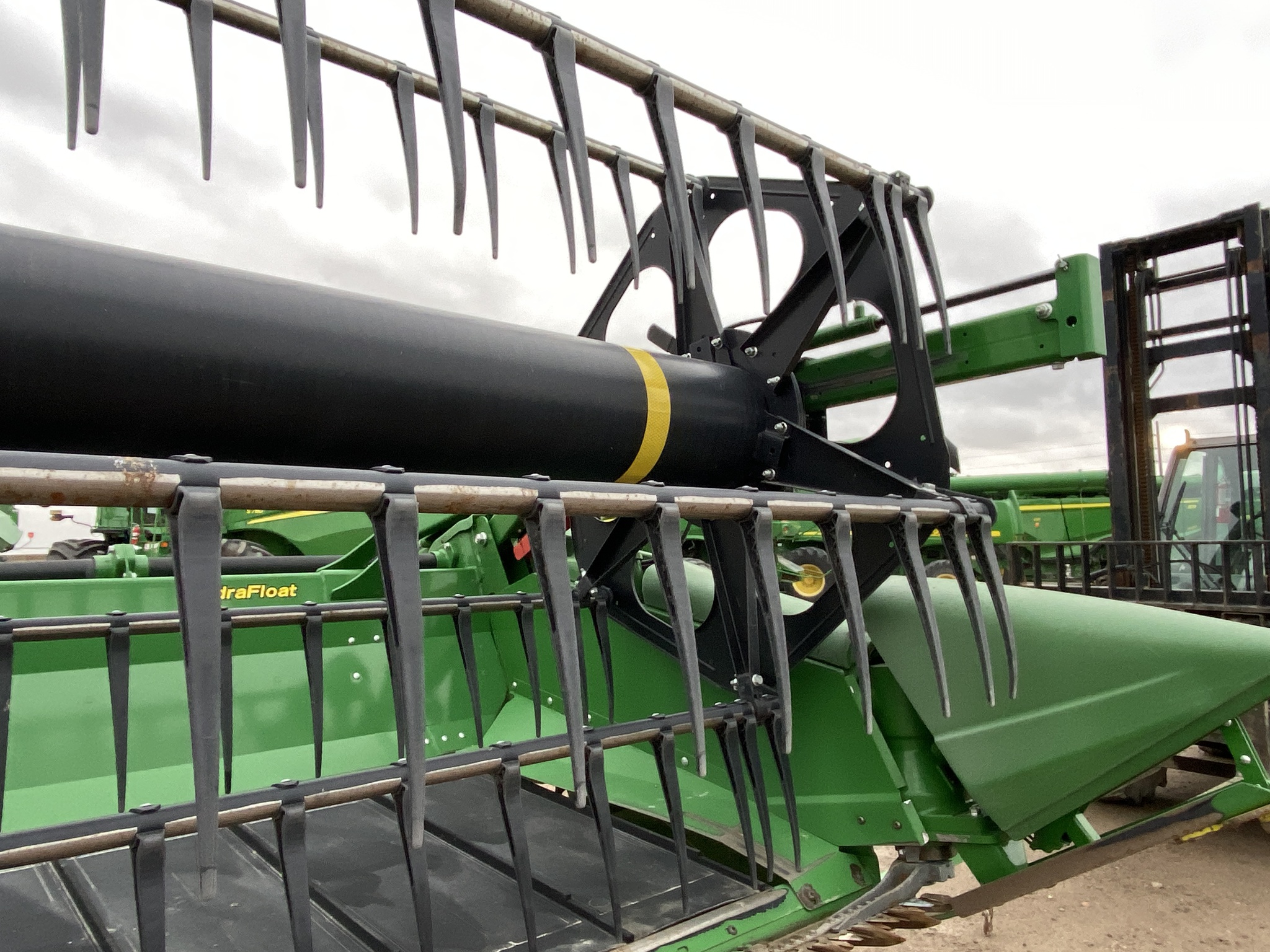 2021 John Deere 735D Image 20