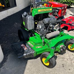 2022 John Deere 652R Image 4