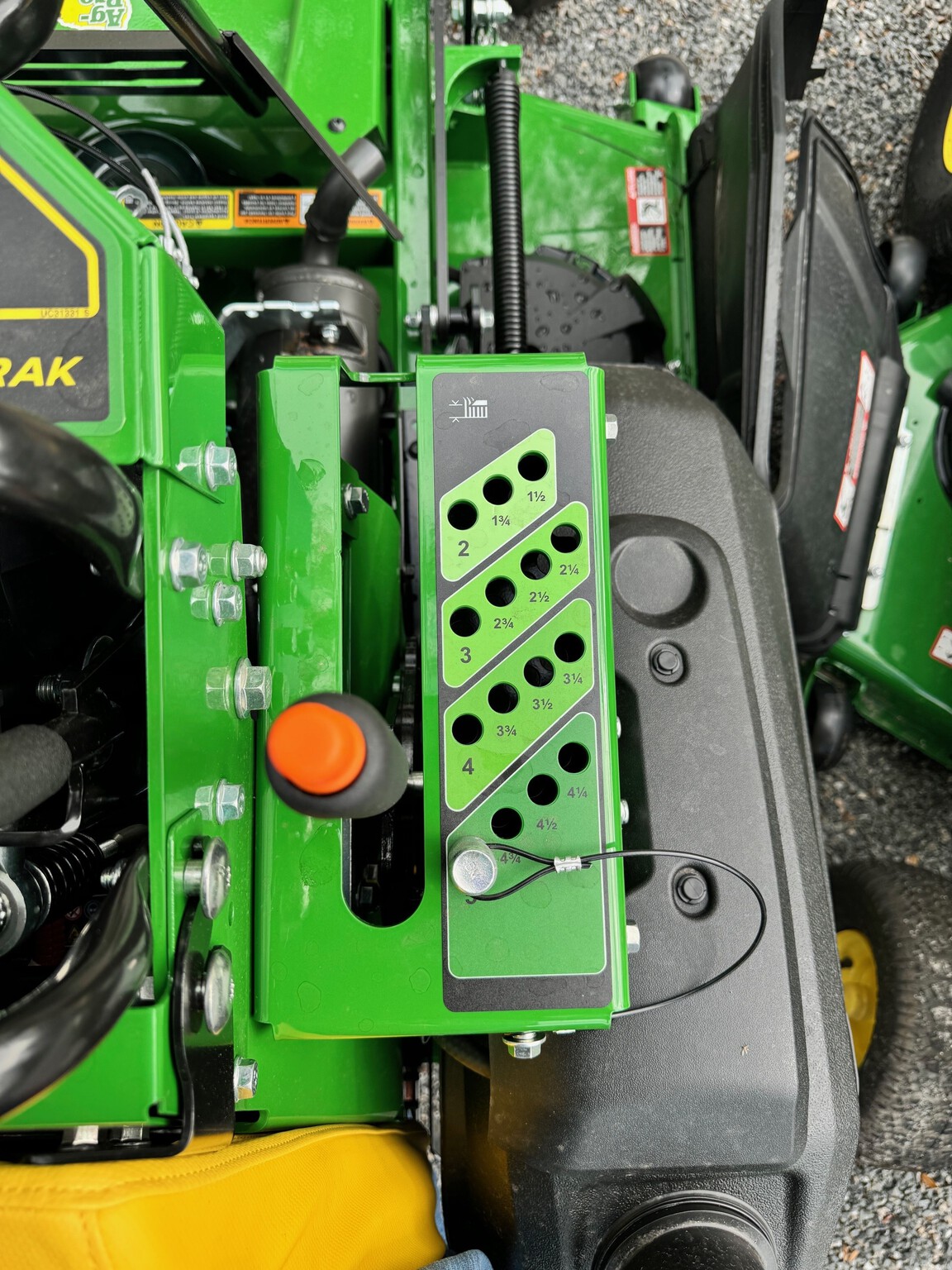 2025 John Deere Q850M Image 8