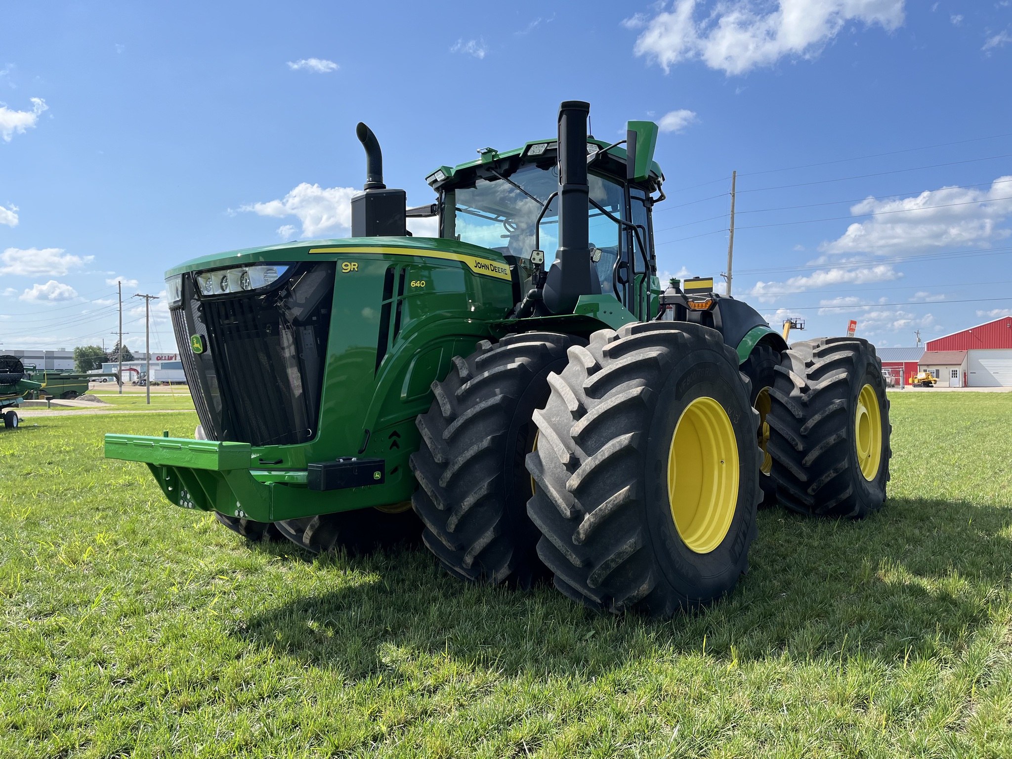  2022 John Deere 9R 640 at Heritage Tractor in Lacon, IL