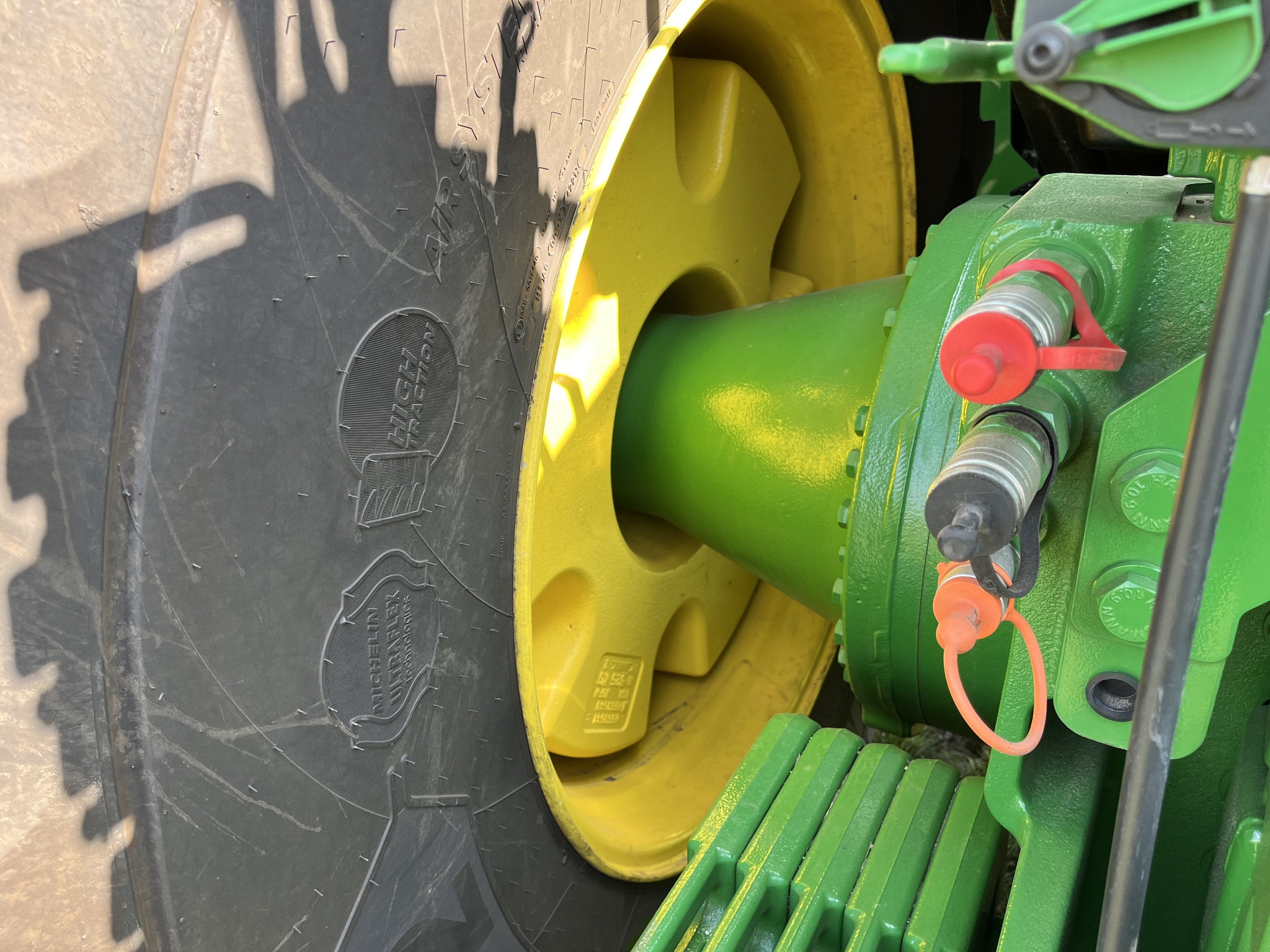  2022 John Deere 9R 640 at Heritage Tractor in Lacon, IL