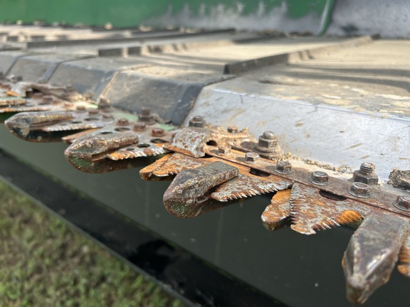 Used 2014 John Deere 640FD Combine Platforms at Horizon Ag & Turf in Falher, AB - Photo3