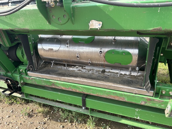 Used 2014 John Deere 640FD Combine Platforms at Horizon Ag & Turf in Falher, AB - Photo6