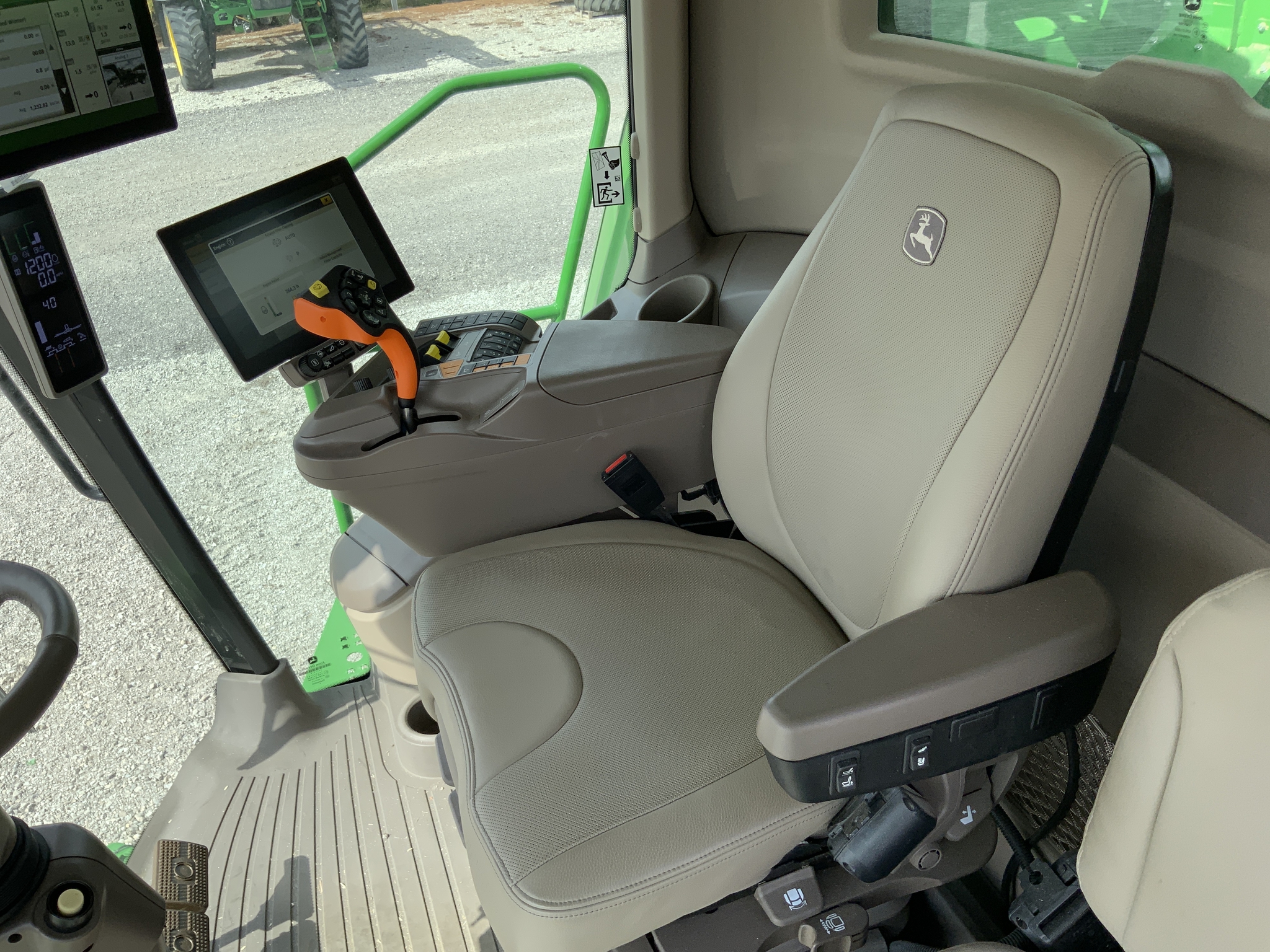 2024 John Deere S760 Image 10