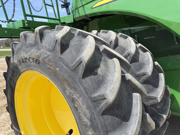 2023 John Deere S780 - Photo10