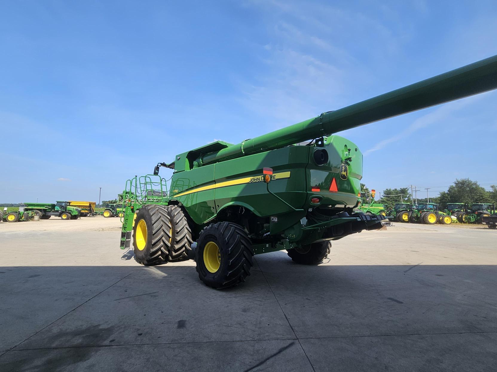 2024 John Deere S790 Image 5