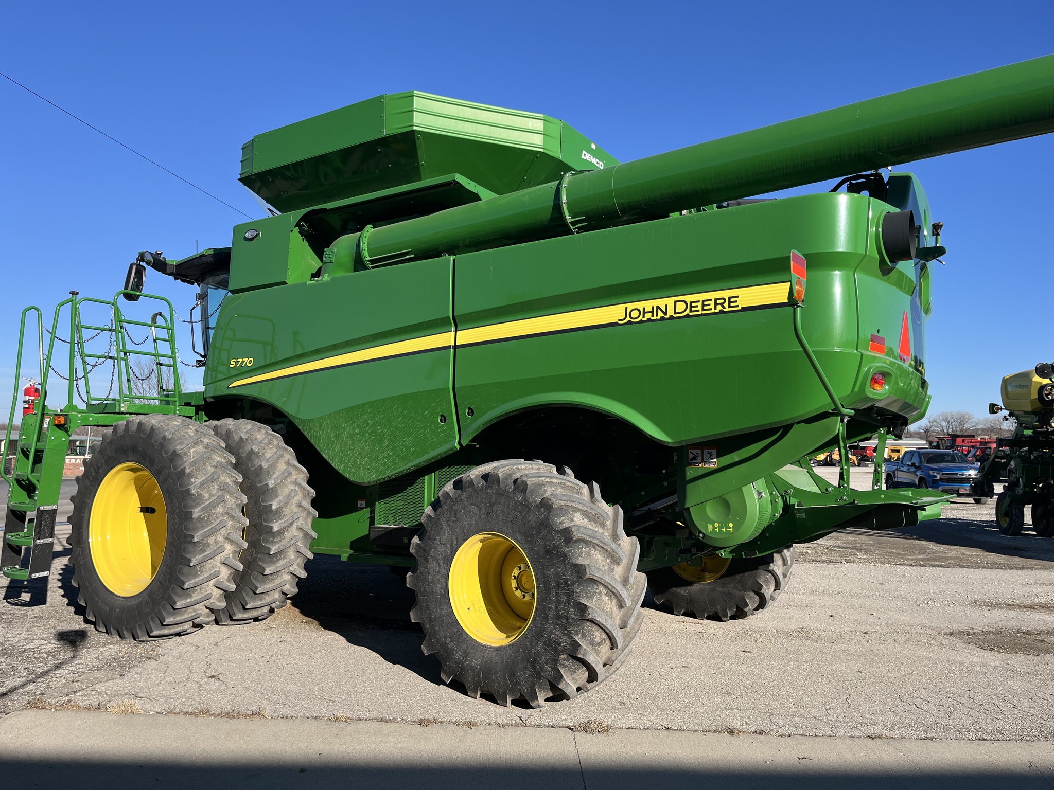  2024 John Deere S770 at Heritage Tractor in Seneca, KS