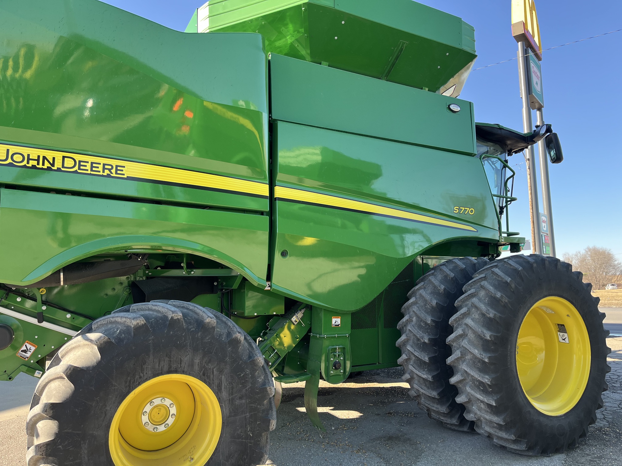  2024 John Deere S770 at Heritage Tractor in Seneca, KS