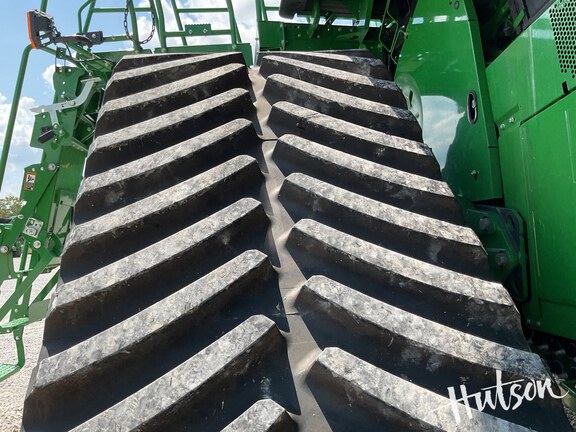 Photo of 2022 John Deere X9 1100