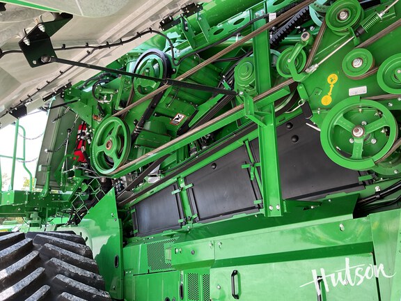 Photo of 2022 John Deere X9 1100