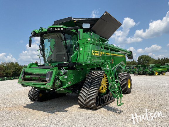 Photo of 2022 John Deere X9 1100
