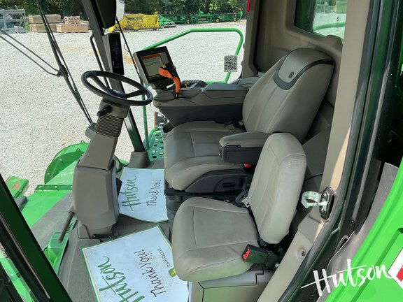 Photo of 2022 John Deere X9 1100