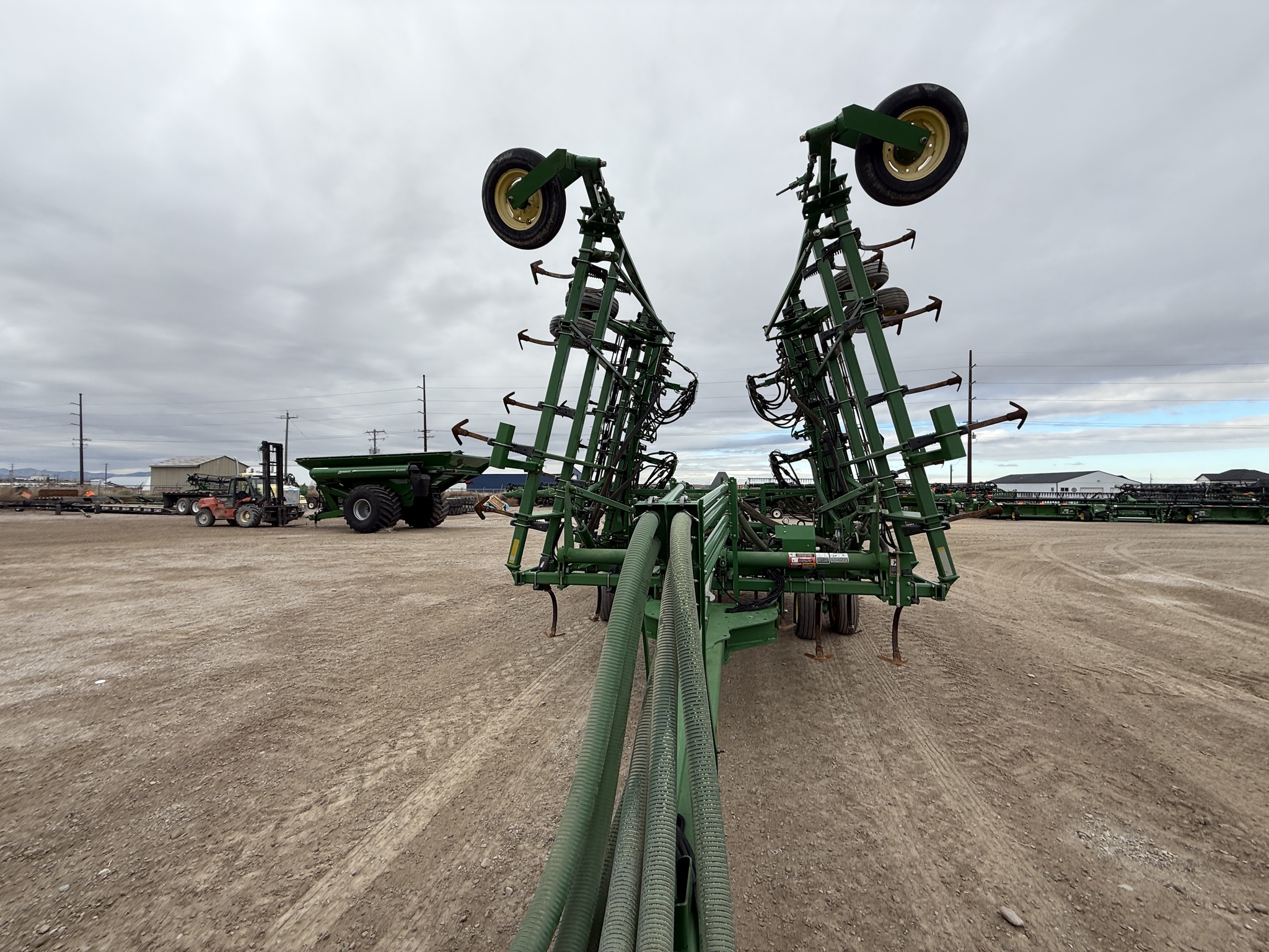 2010 John Deere 730 Image 8