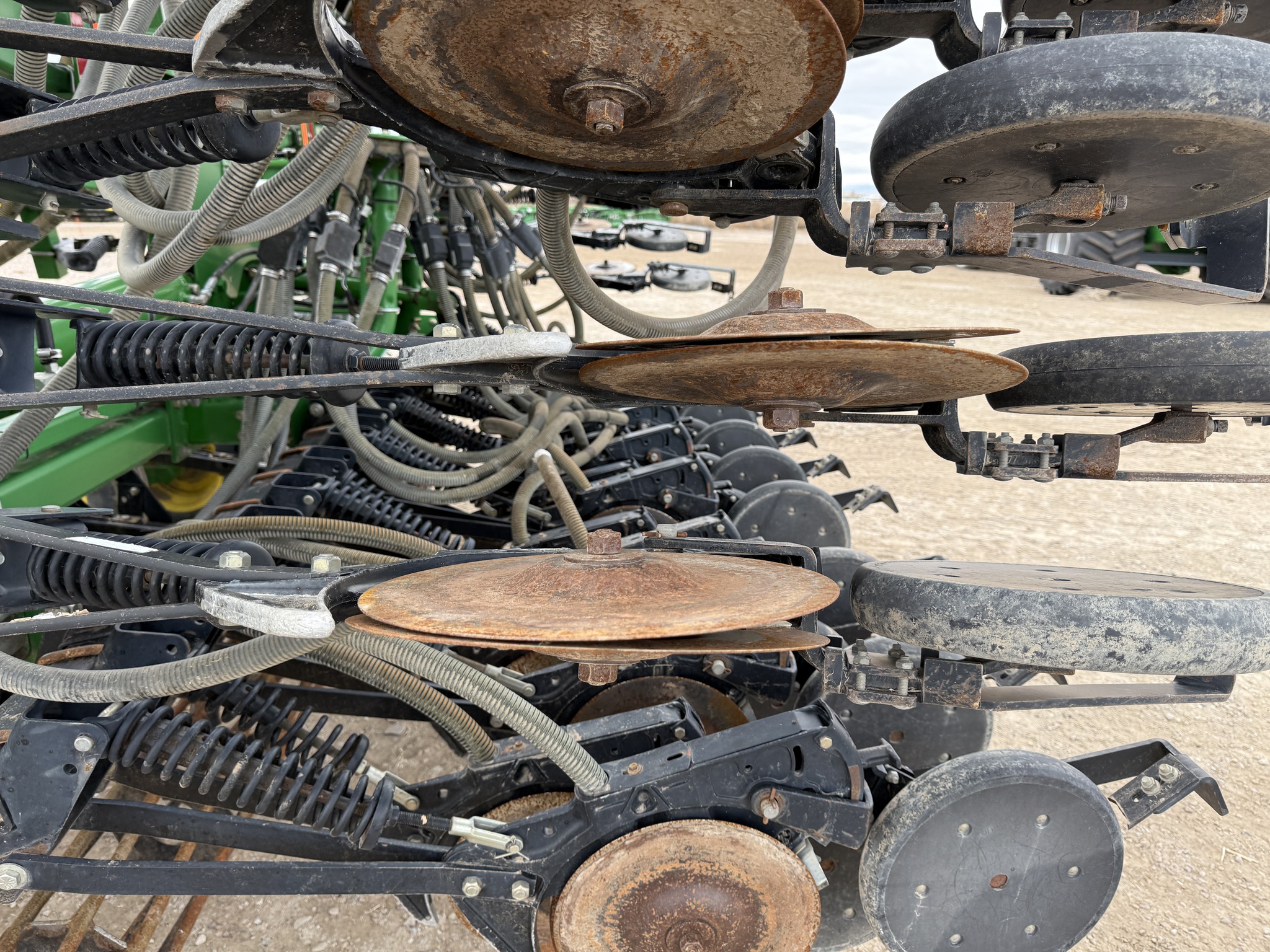 2010 John Deere 730 Image 18