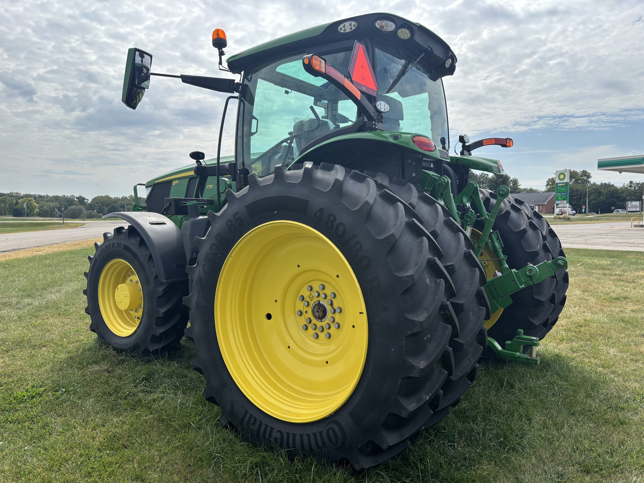  2024 John Deere 6R 175 at Heritage Tractor in Streator, IL