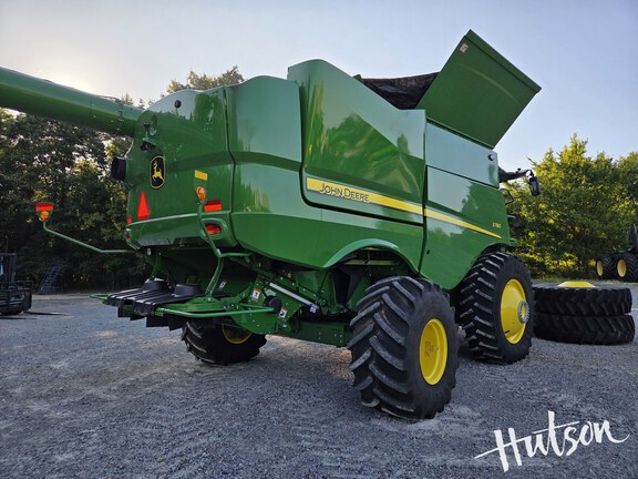 Photo of 2024 John Deere S780