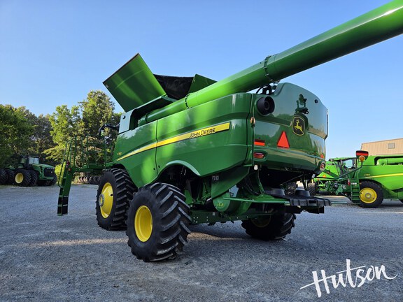 Photo of 2024 John Deere S780