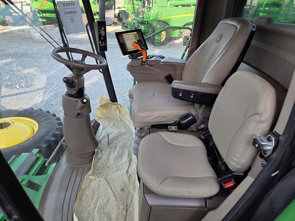 Photo of 2024 John Deere S780