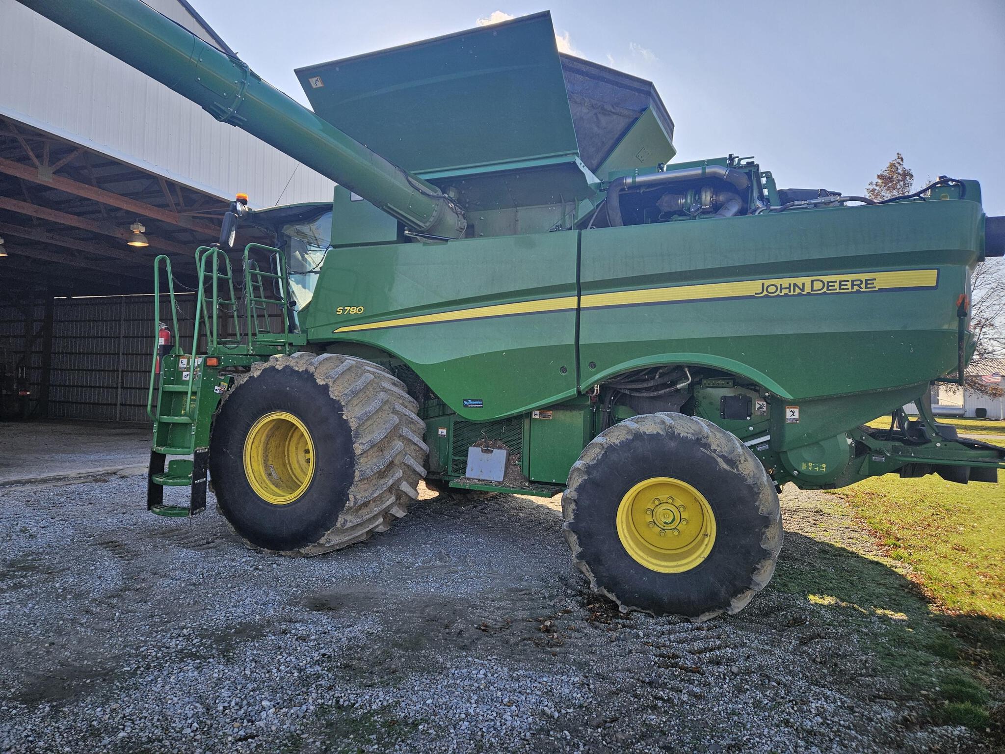 2018 John Deere S780 Image 3