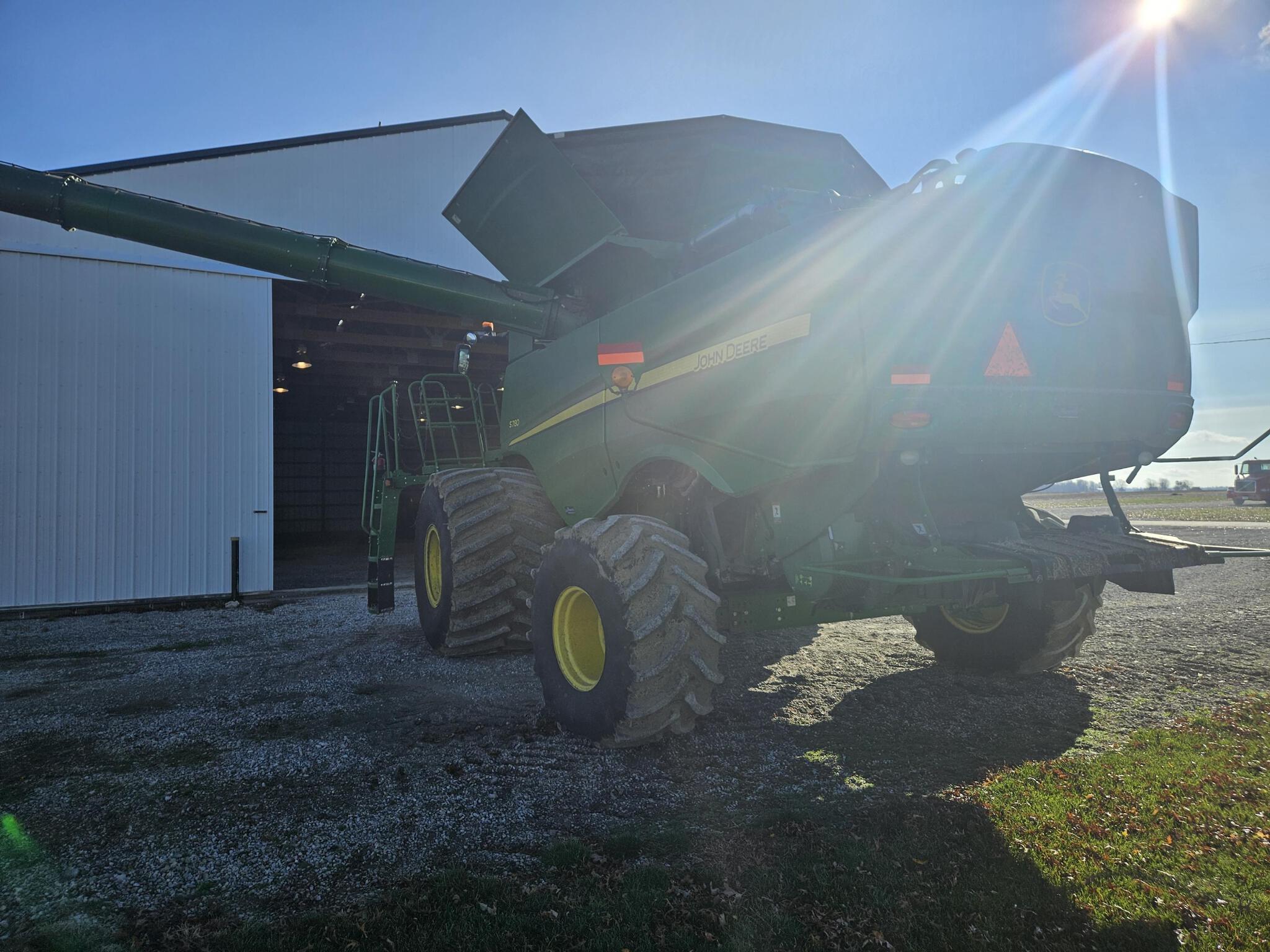 2018 John Deere S780 Image 7
