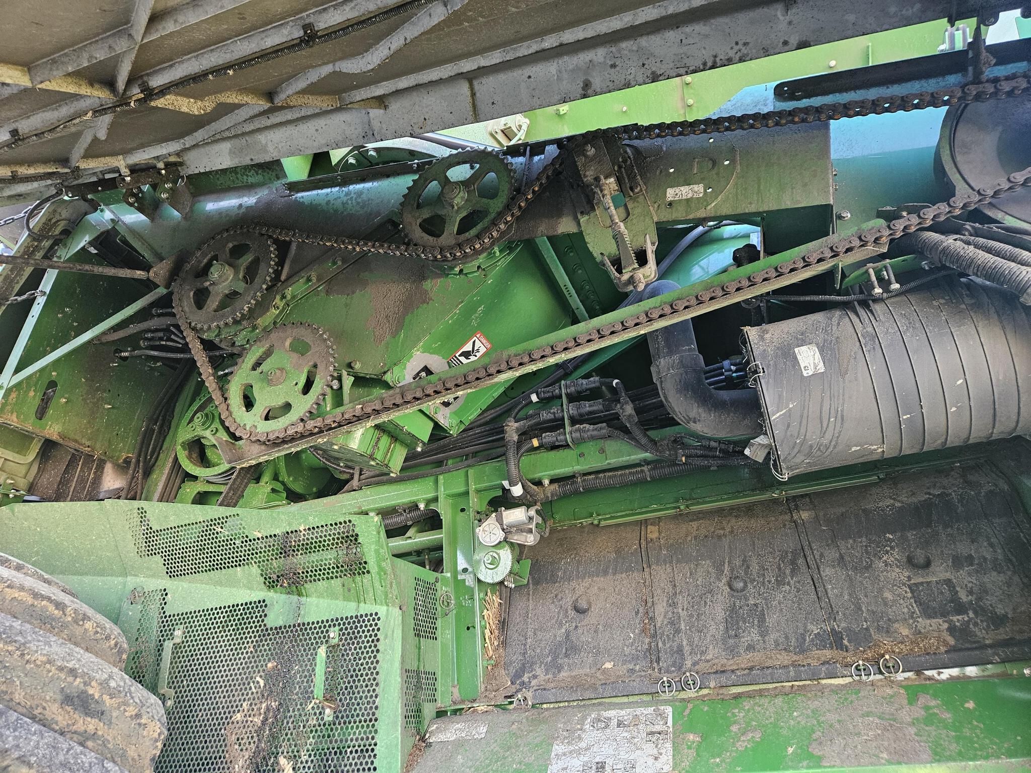 2018 John Deere S780 Image 33
