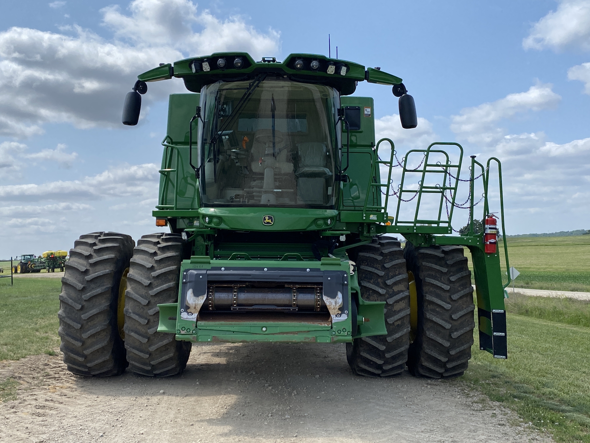 2024 John Deere S780 Image 2
