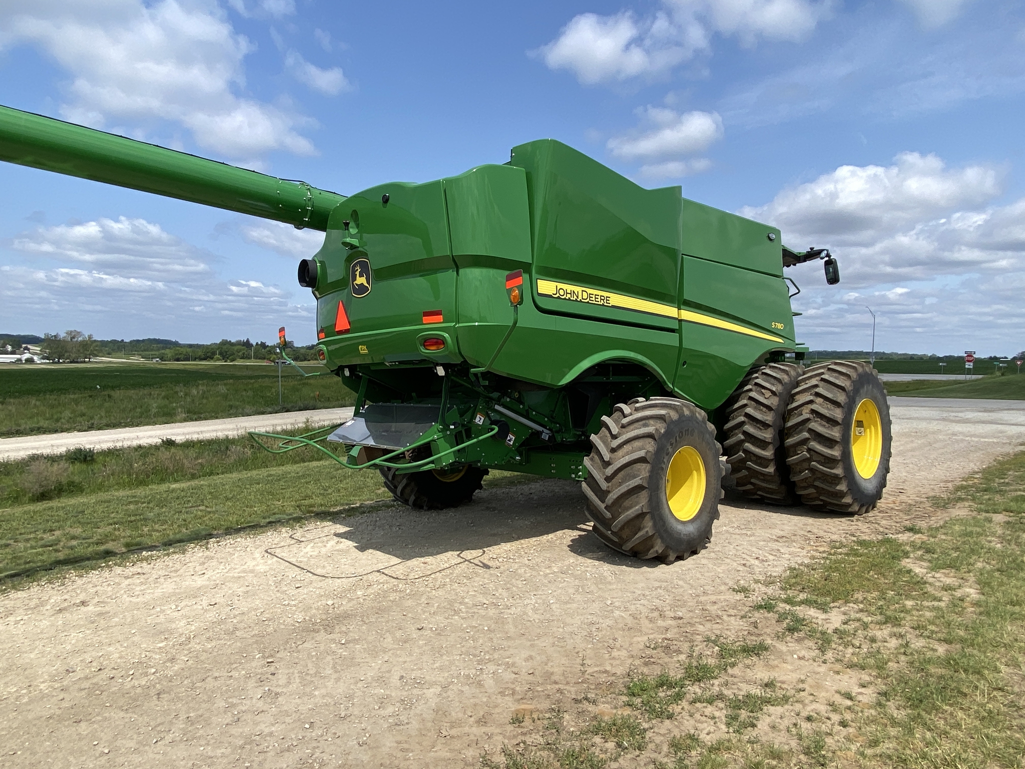 2024 John Deere S780 Image 5