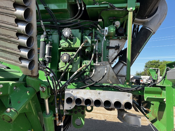 2024 John Deere 800R - Photo24