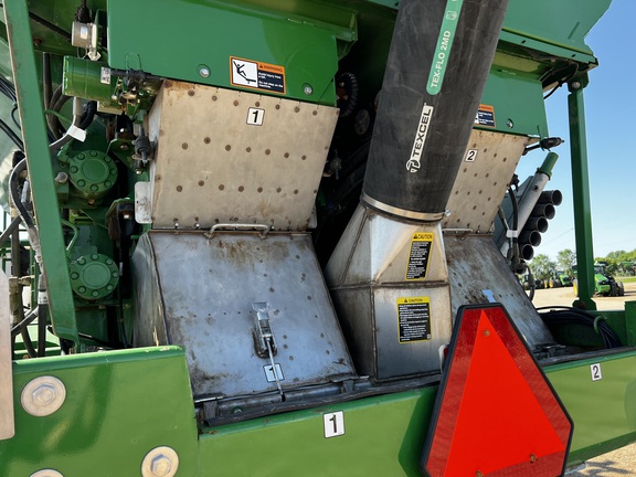 2024 John Deere 800R - Photo26