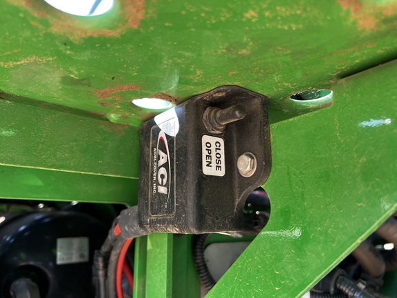 2024 John Deere 800R - Photo22