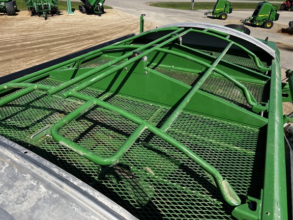 2024 John Deere 800R - Photo33