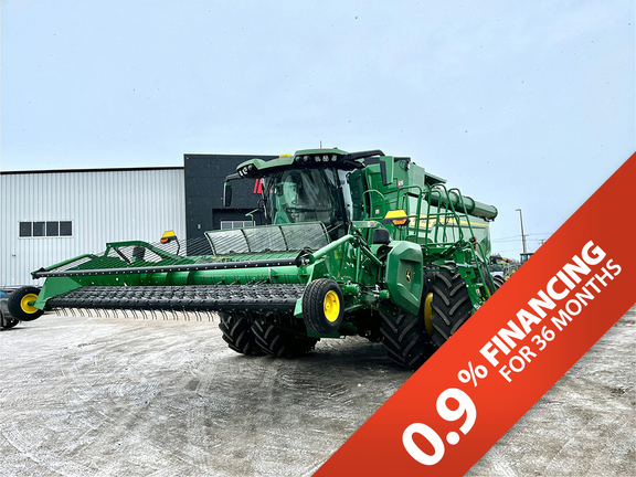 Photo of a 2023 John Deere X9 1100