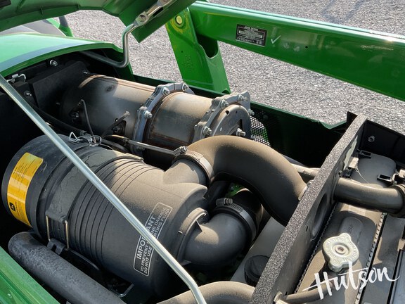 Photo of 2024 John Deere 4066M