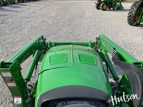 Photo of 2024 John Deere 4066M