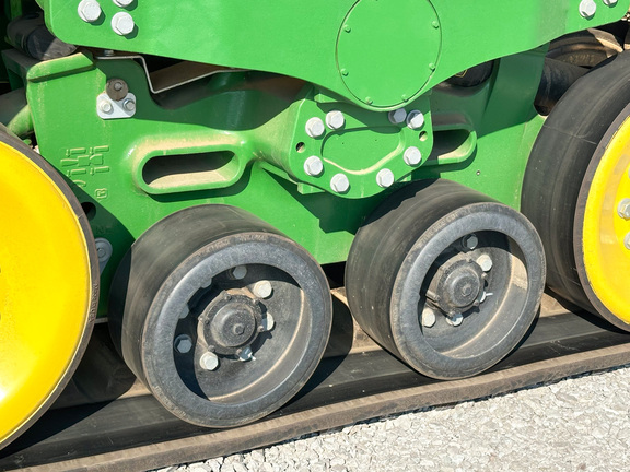 2024 John-Deere 9RX 640